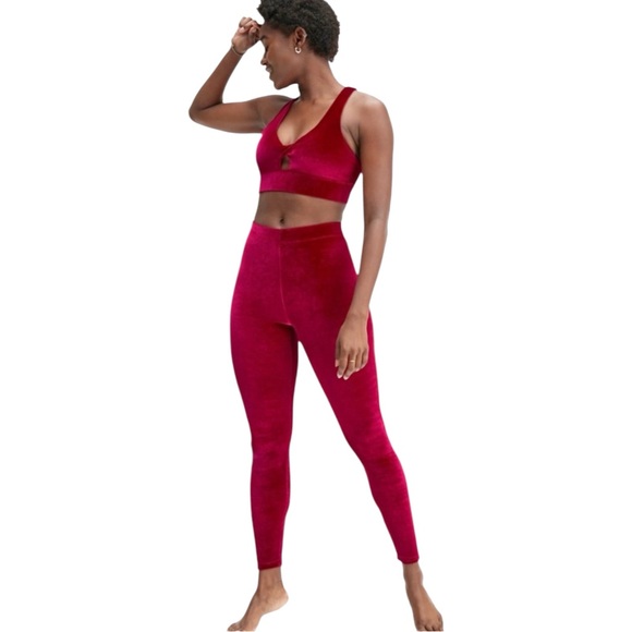 Fabletics Women's Emma Red Velour Velvet Leggings Cherry Burst High Waist S - Picture 3 of 10